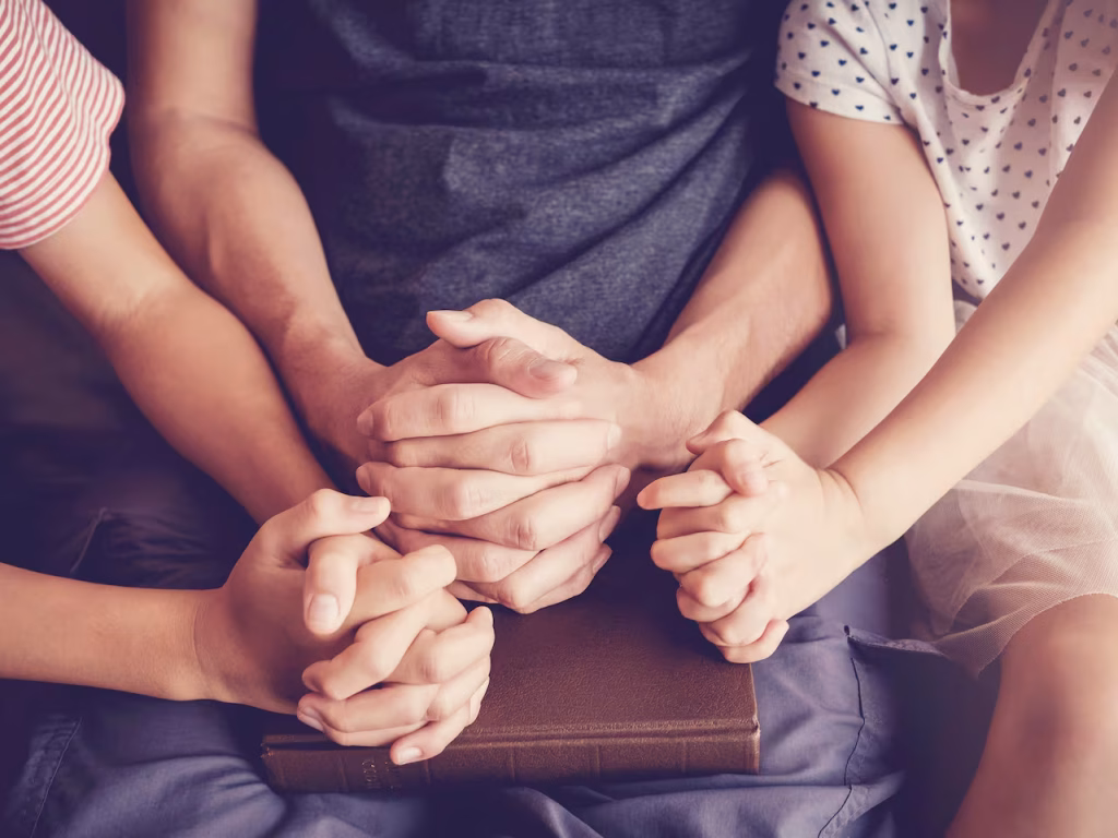 Oración para pedir ayuda a Dios en momentos difíciles